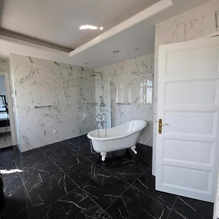 Villa Luxury L'oranour *